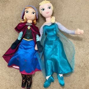 Disney Plush Dolls Large Pair Elsa 30”  Large Plush Dolls Disney